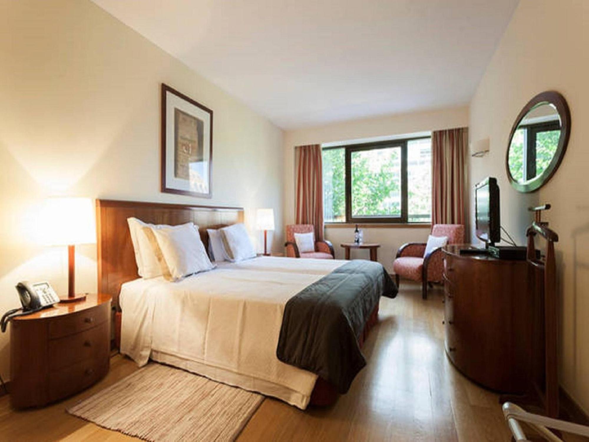 Stay In The Heart Of Lisbon-Altis Suites Hotel المظهر الخارجي الصورة